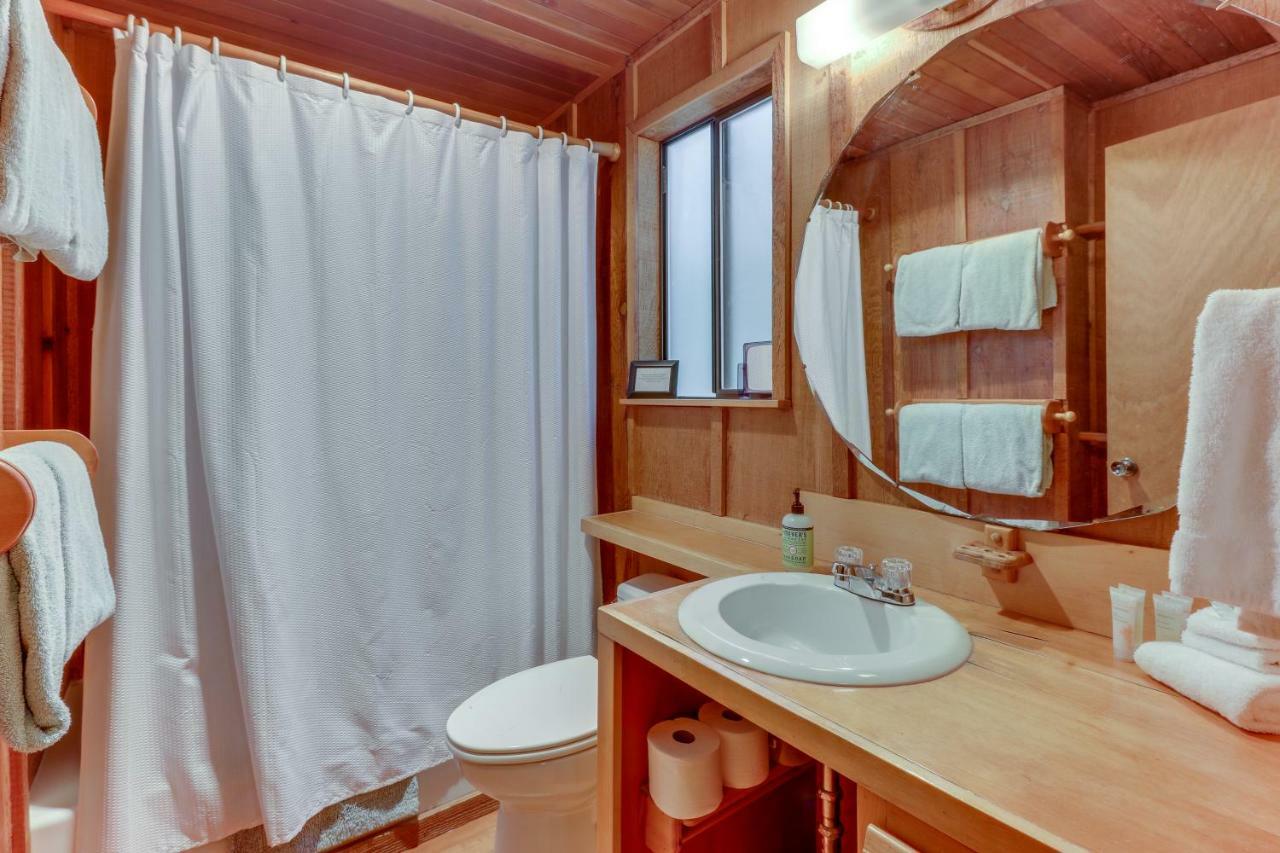 Shanty Too Port Ludlow Bagian luar foto